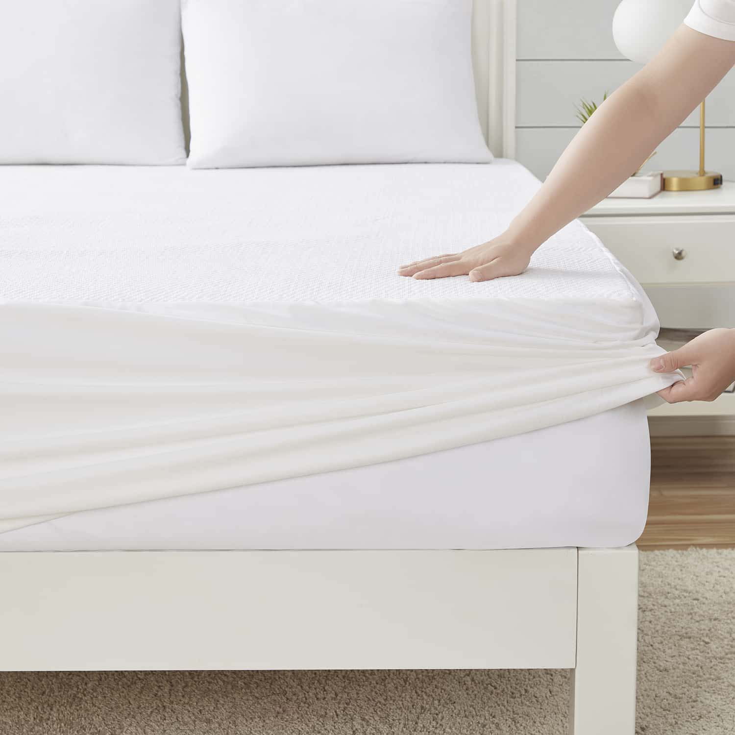 Lammaloe 100% Waterproof Mattress Protector Full, Cotton Terry Bed Cover, Mattress Cover Fits Mattresses Up to 16 inch