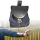 thumbnail image 5 of Moda Medieval Cosplay traje vendaje bolsa pirata PU cuero monedero bolsa bolsillos para juego de rol actividades al aire libre , Azul Salvador Dali Paquete de cintura, 5 of 8