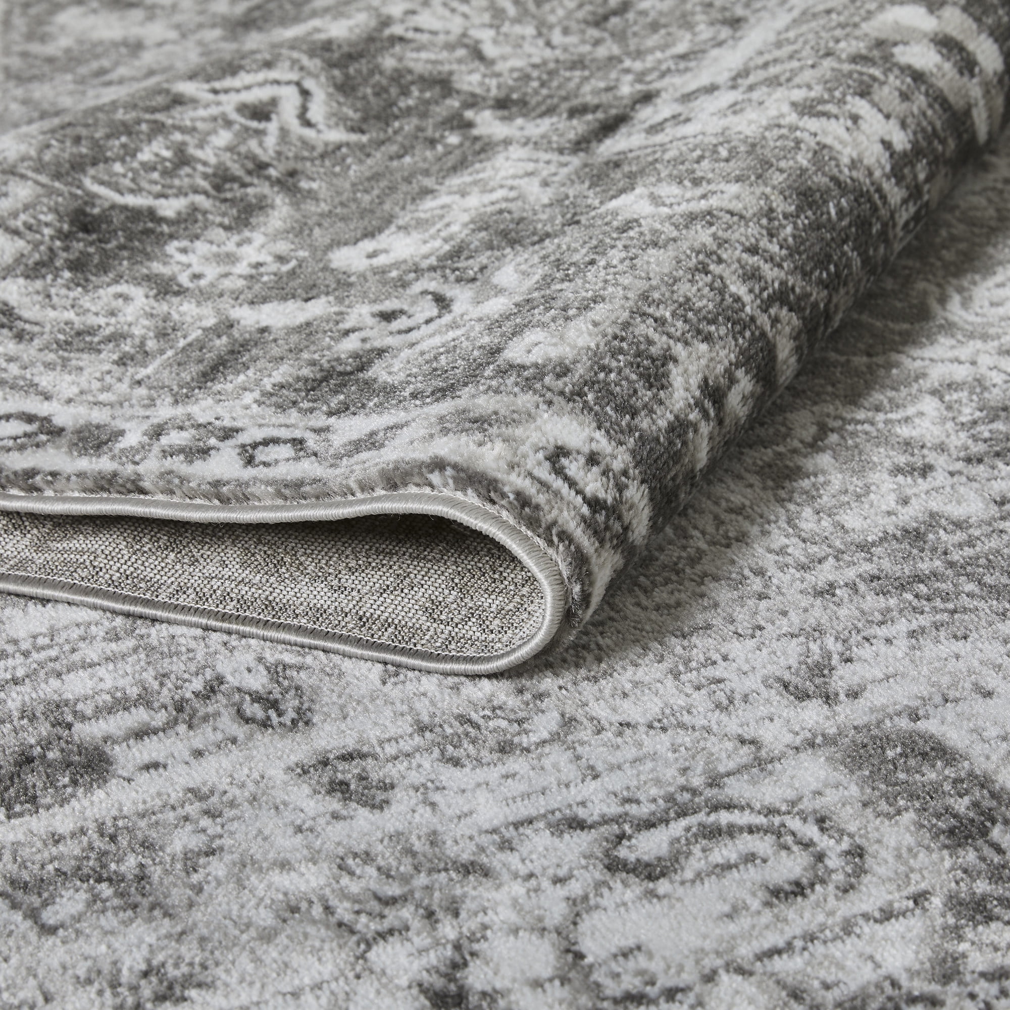 Loomaknoti Rhane Alemern 4' x 6' Gray Oriental Indoor Area Rug