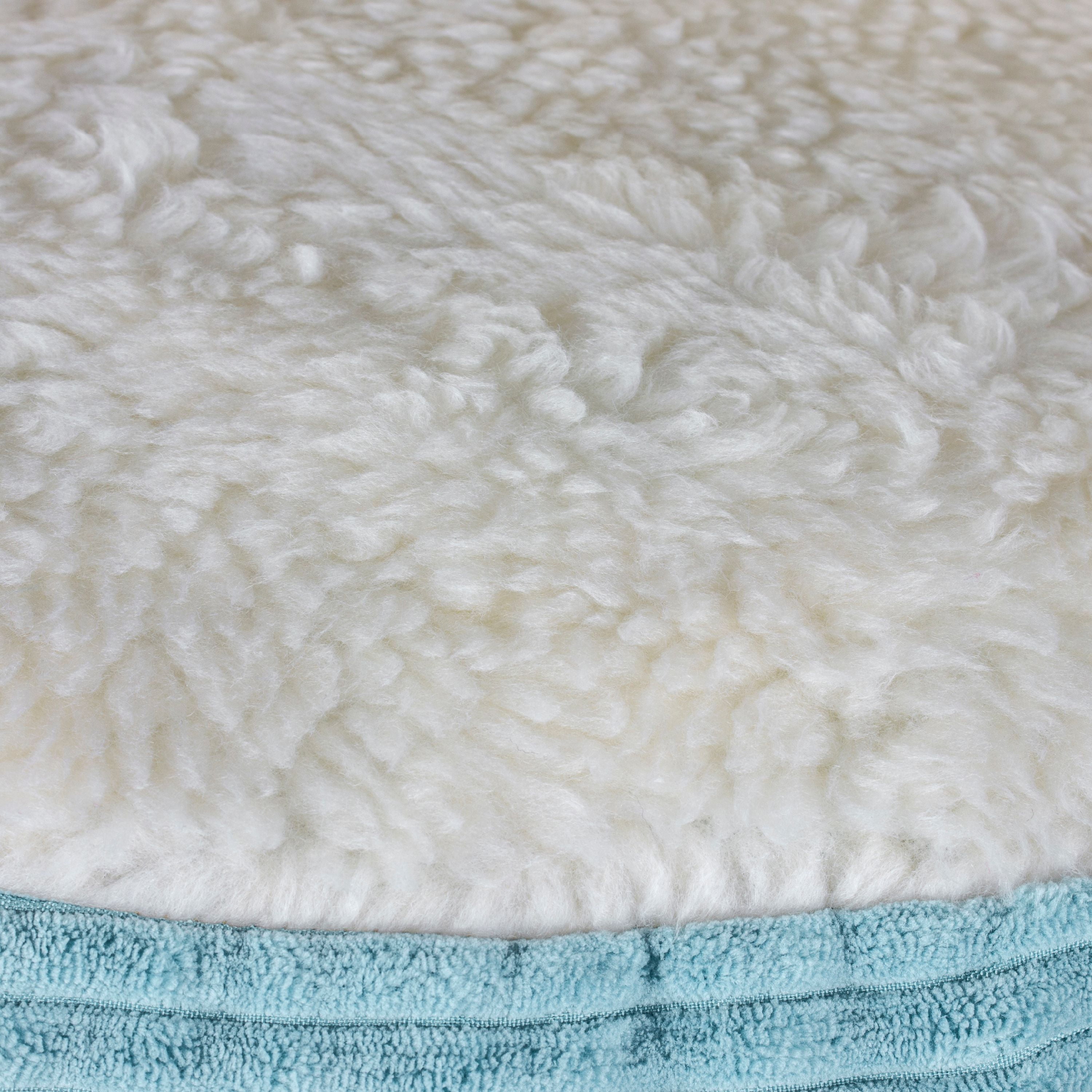 Precious Tails Plush Corduroy And Sherpa Lined Pet Dog Bed