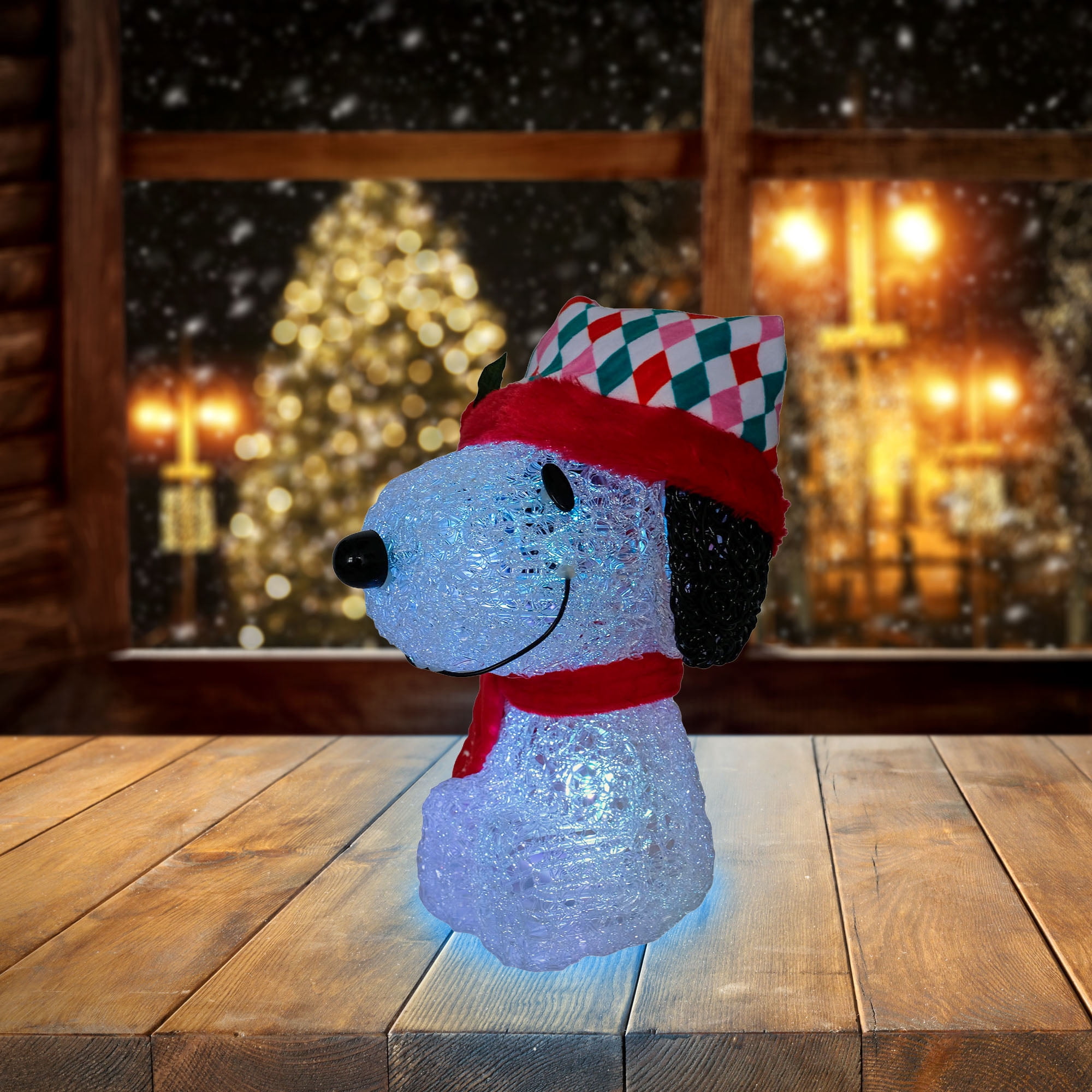Peanuts Snoopy Light‑Up Christmas Decorastion – 9 Inch Holiday Figure
