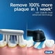 thumbnail image 2 of Oral-B iO Cepillo de dientes eléctrico recargable iO Deep Clean, Icy Blue con iO Series 3 Limited, 2 cabezales y estuche de viaje - Sensor de presión para proteger las encías - 3 configuraciones de li, 2 of 5