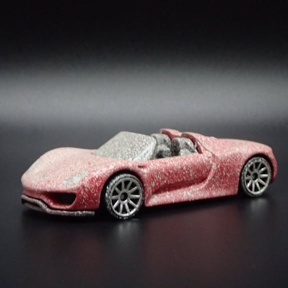 Open Box 2013-2015 PORSCHE 918 SPYDER SUPER CAR ABANDONED 1:64 SCALE DIECAST MODEL CAR