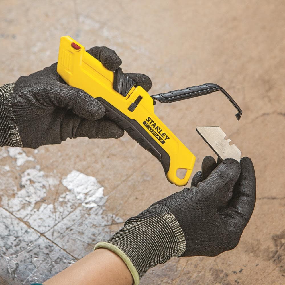 Stanley Fatmax Auto-Retract Tri-Slide Safety Knife