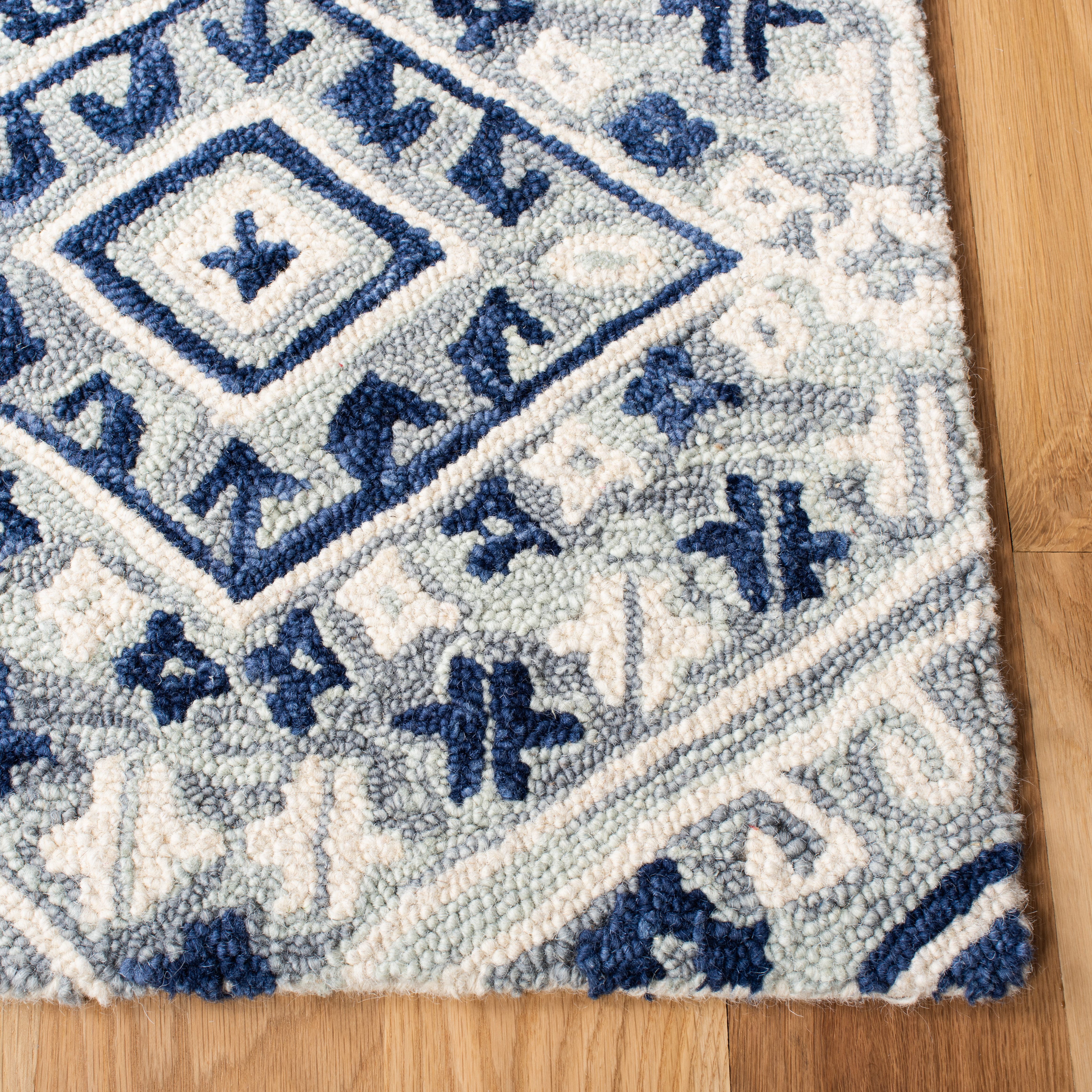 SAFAVIEH Aspen Celandine Geometric Wool Runner Rug, Grey/Navy, 2'3" x 7'
