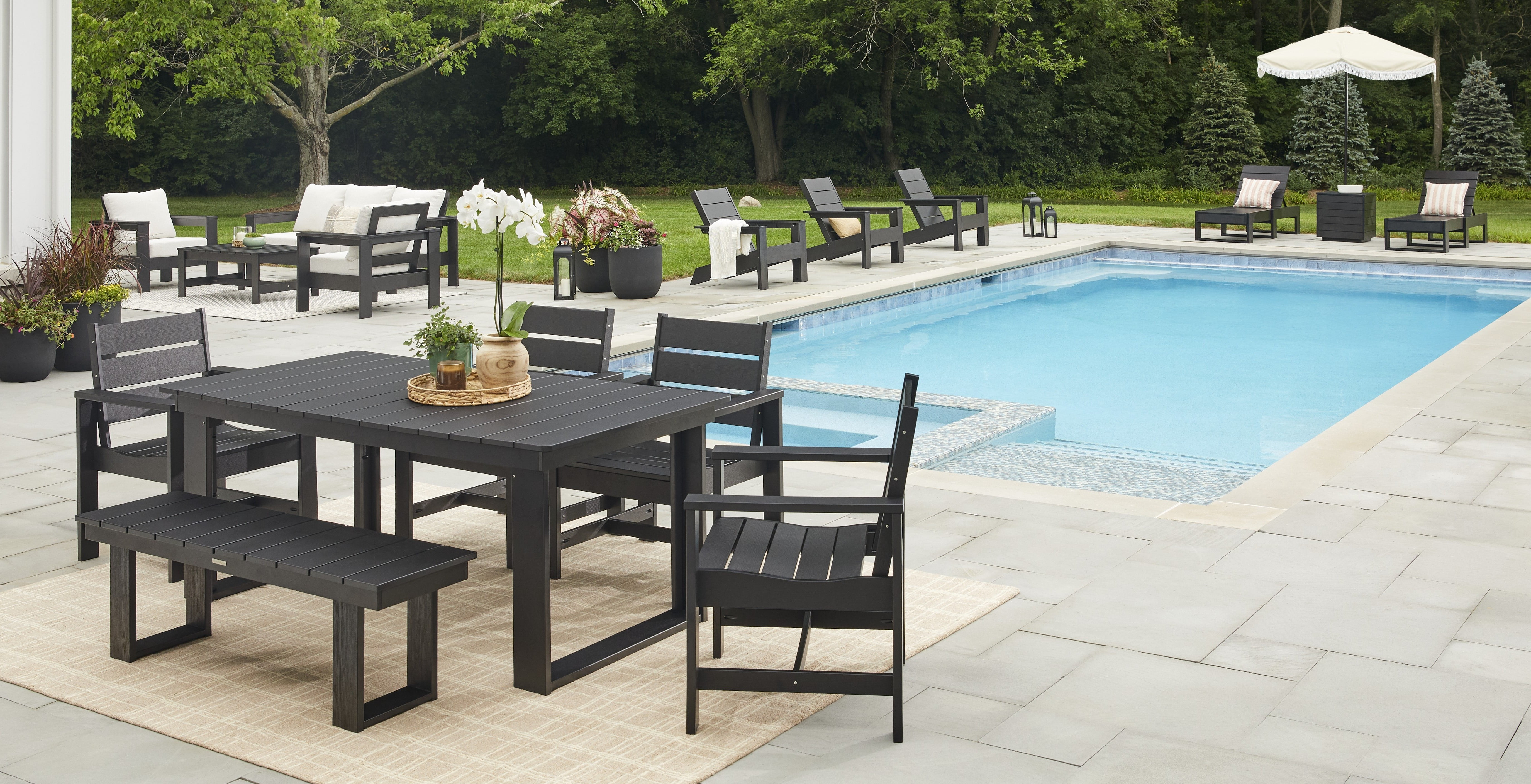 best weight for a patio umbrella Cantilever Offset Umbrella Base