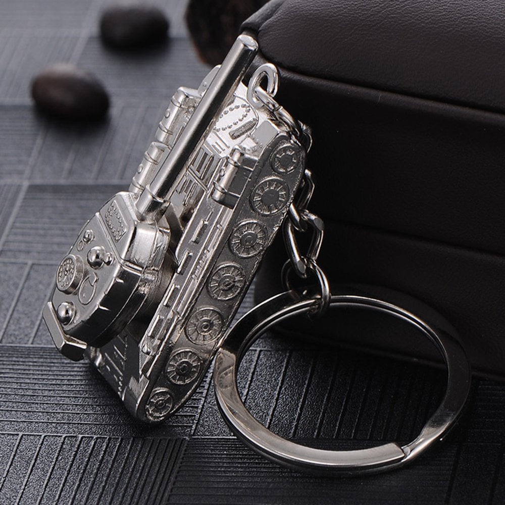 Men Tanks Keychains Metal Tank Model Pendent Keyrings Key Chains