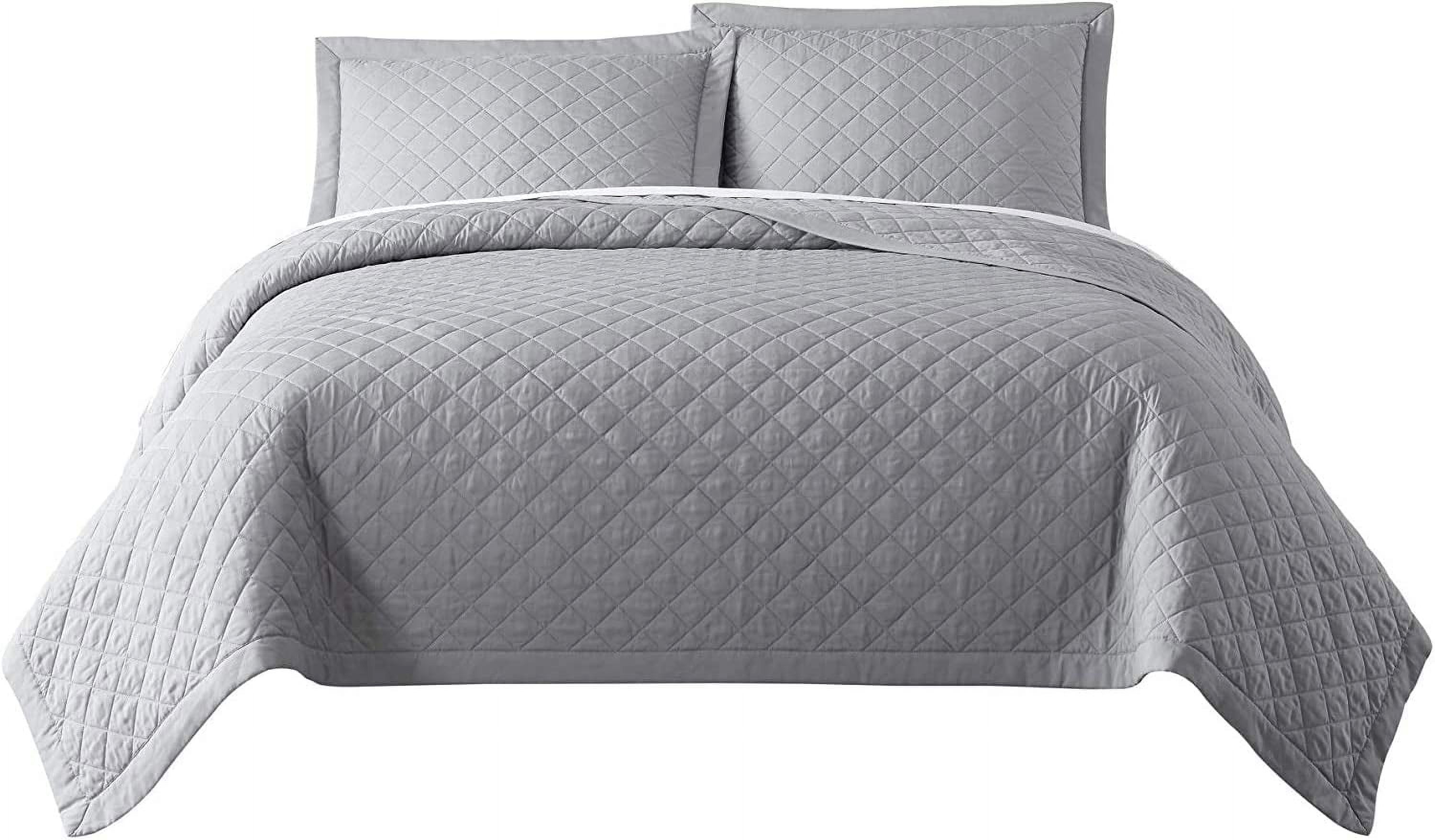 Chezmoi Collection Owen 3-Piece Soft Cooling Bamboo Fiber Quilt Bedspread Diamond Quilted Coverlet Set (Queen, Light Gray)