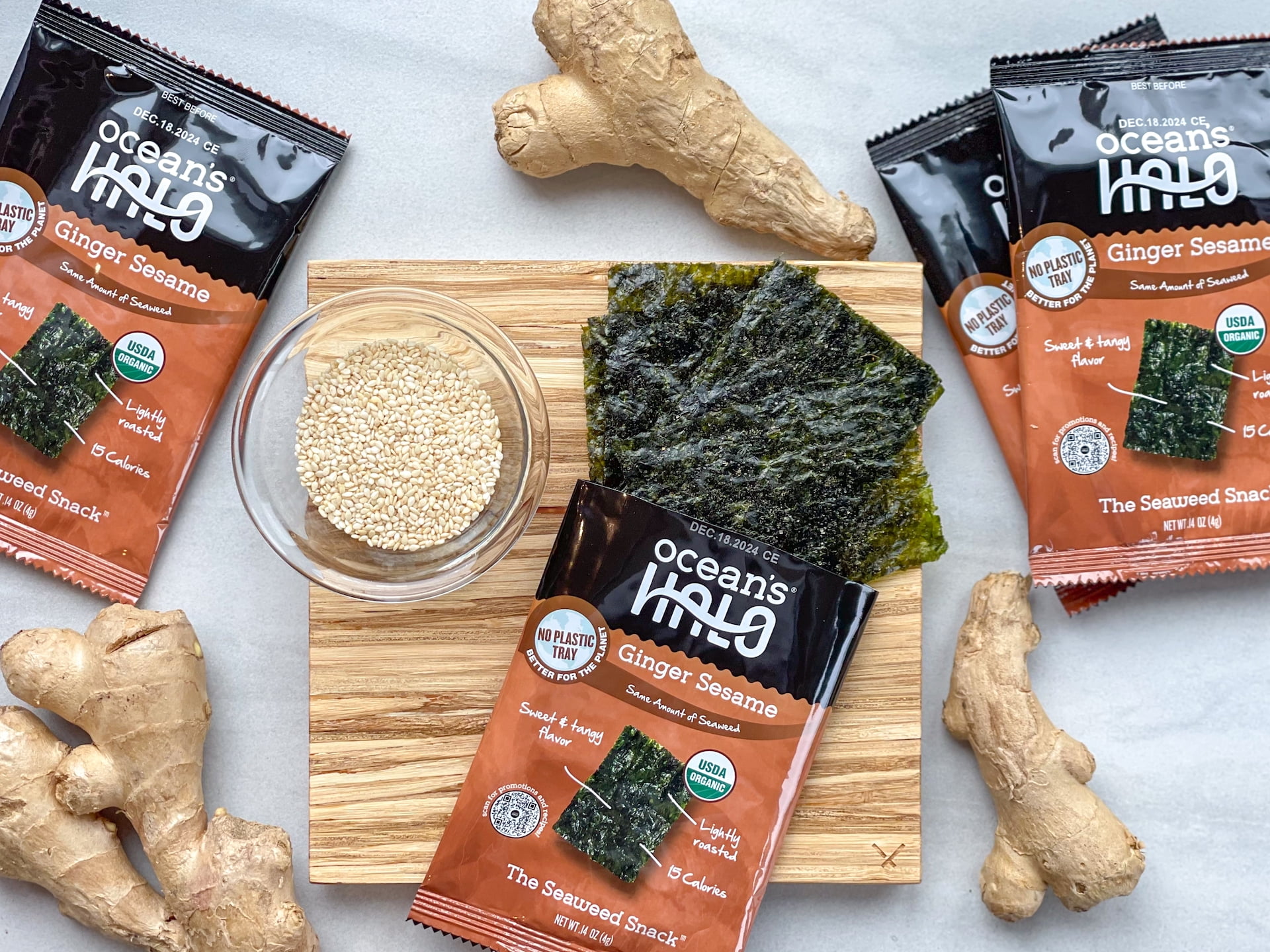 (5 pack) Ocean's Halo, Organic Trayless Seaweed Snack, Ginger Sesame, Vegan, Crispy Shelf-Stable Nori, 0.14 oz
