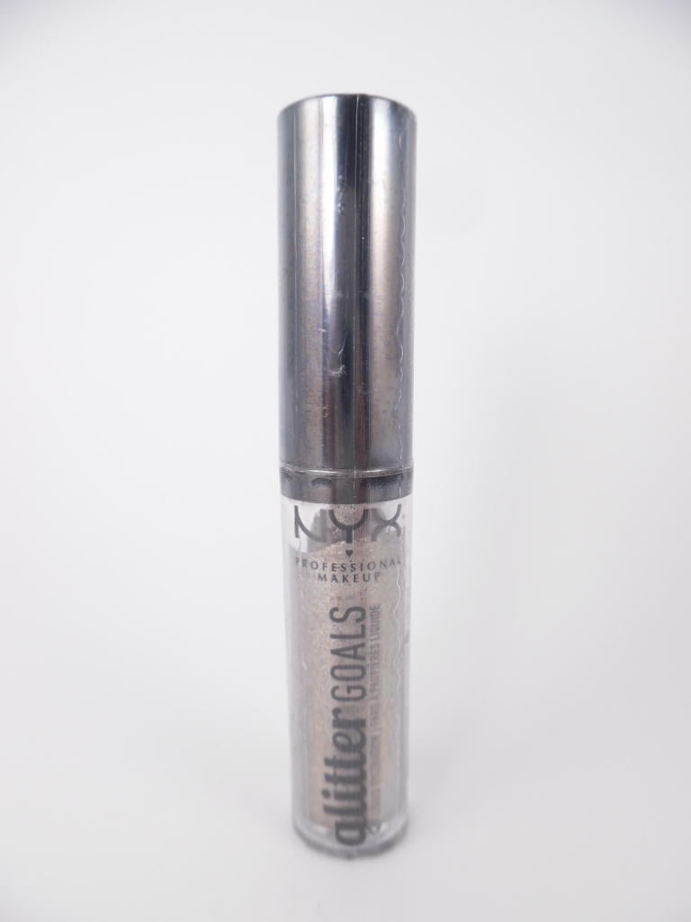 NEW NYX Professional Glitter Goals Liquid Eyeshadow Oui Out Oui Out