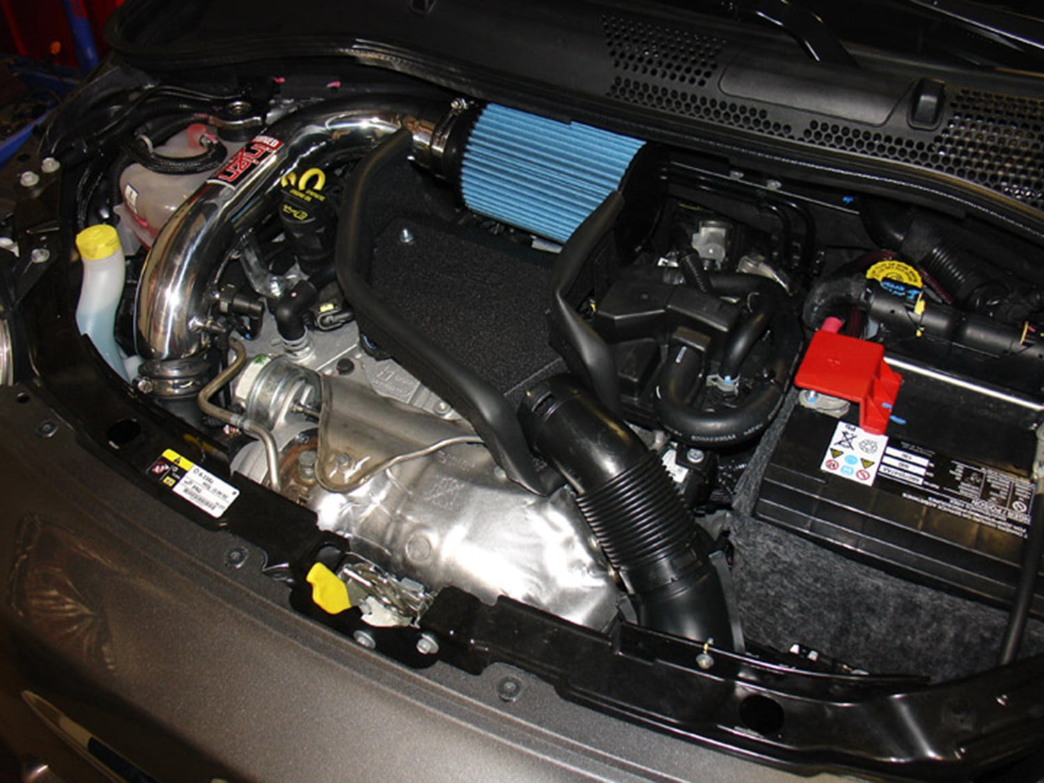 Injen 12-13 Fiat 500 Abarth 1.4L(t) Black Short Ram Intake w/ MR Tech & Heat Shield Fits select: 2021 TOYOTA TUNDRA DOUBLE CAB SR/SR5