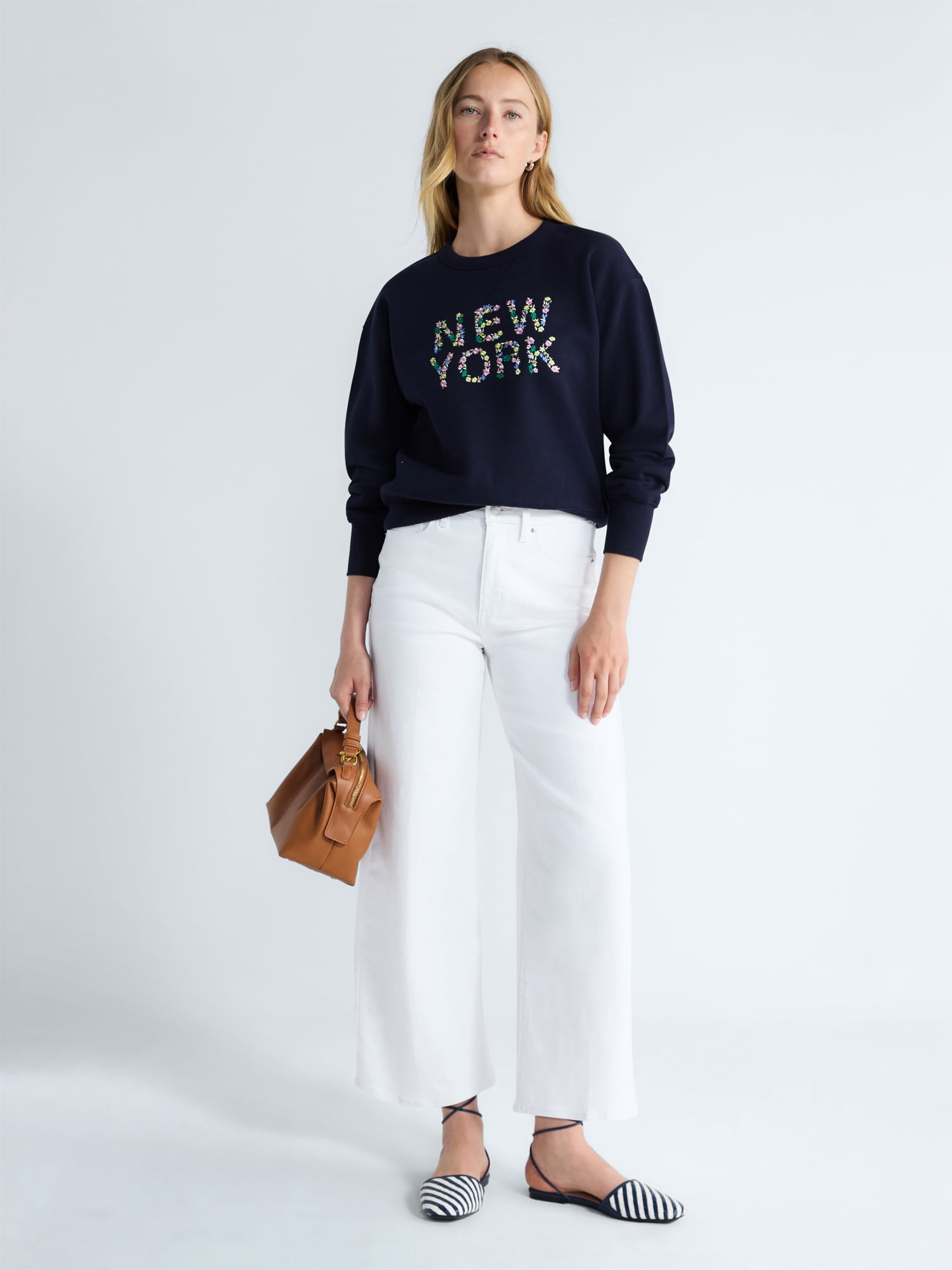 Free Assembly Women's and Women's Plus New York Embroidered Shrunken Sweatshirt, Sizes XS-4X