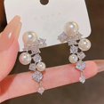 thumbnail image 1 of Pendientes largos de perlas de imitación de tendencia para mujer, pendientes colgantes para boda con diamantes de imitación, Luna, estrella, flor, joyería coreana a la moda, 1 of 4