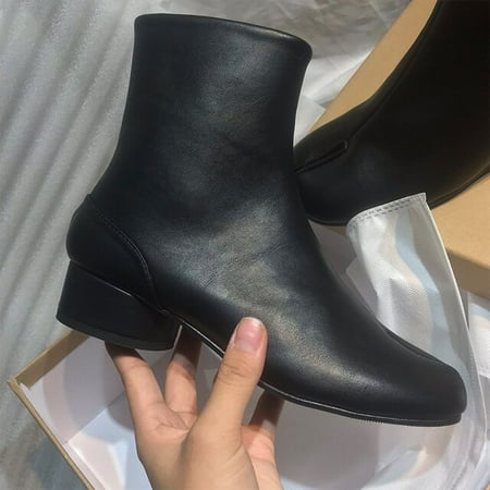 

2022 Luxury Brand Designer Split Toe Ankle Boots New Fashion Chunky Round High Heels Women Boots Winter Tabi Shoes Short Boots