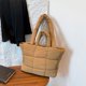 thumbnail image 5 of Bolso Mano Acolchado para Mujer Elegante Gran Capacidad, 5 of 9