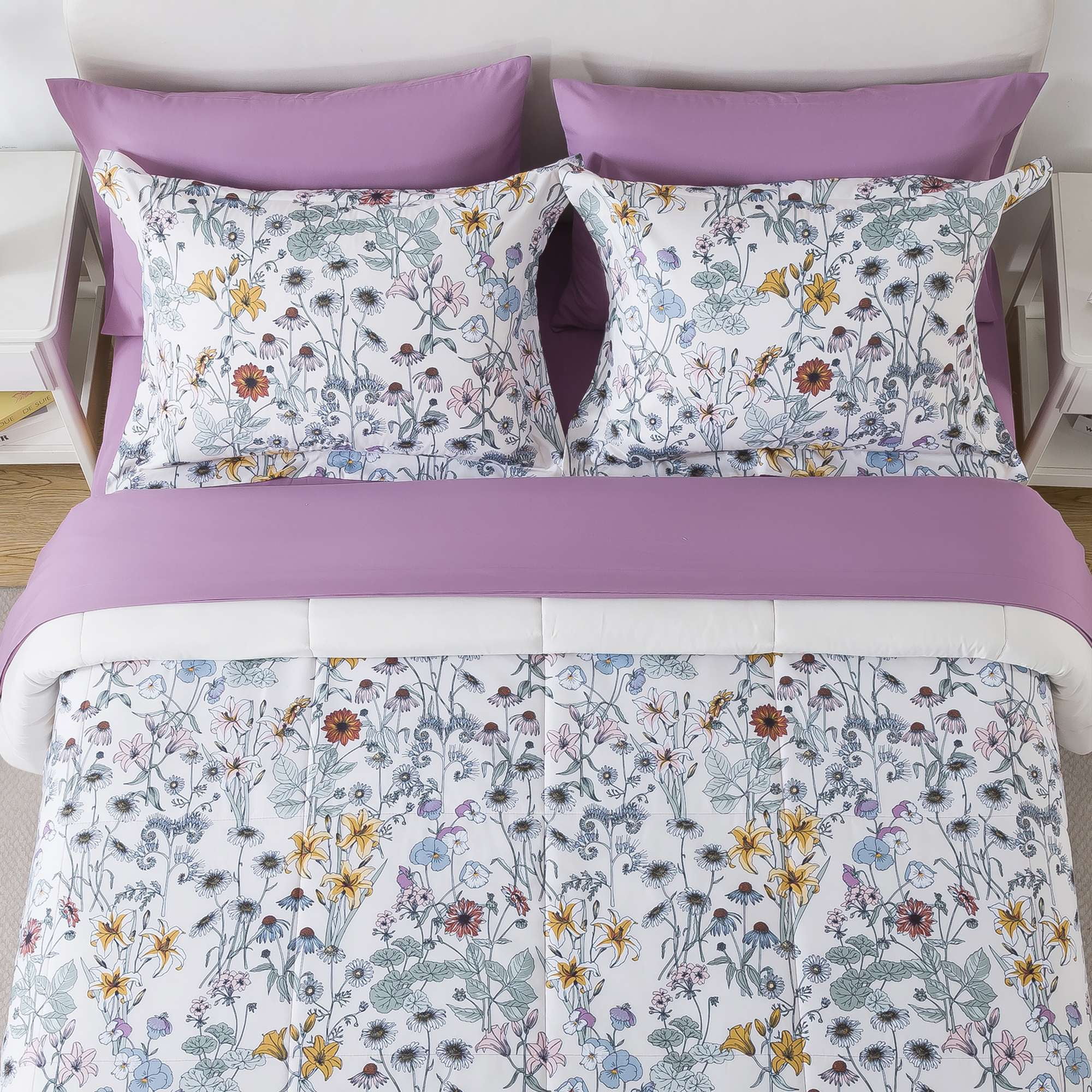 Mainstays All in One Reversible Comforter and Sheet Set, 7-Piece, Full, White Multi Floral