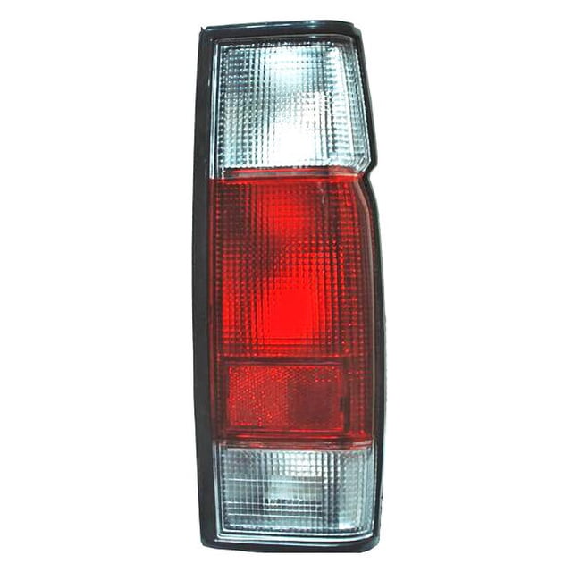 CALAVERA D21 2002 al 2015 NISSAN Izquierda/Piloto Genérica .