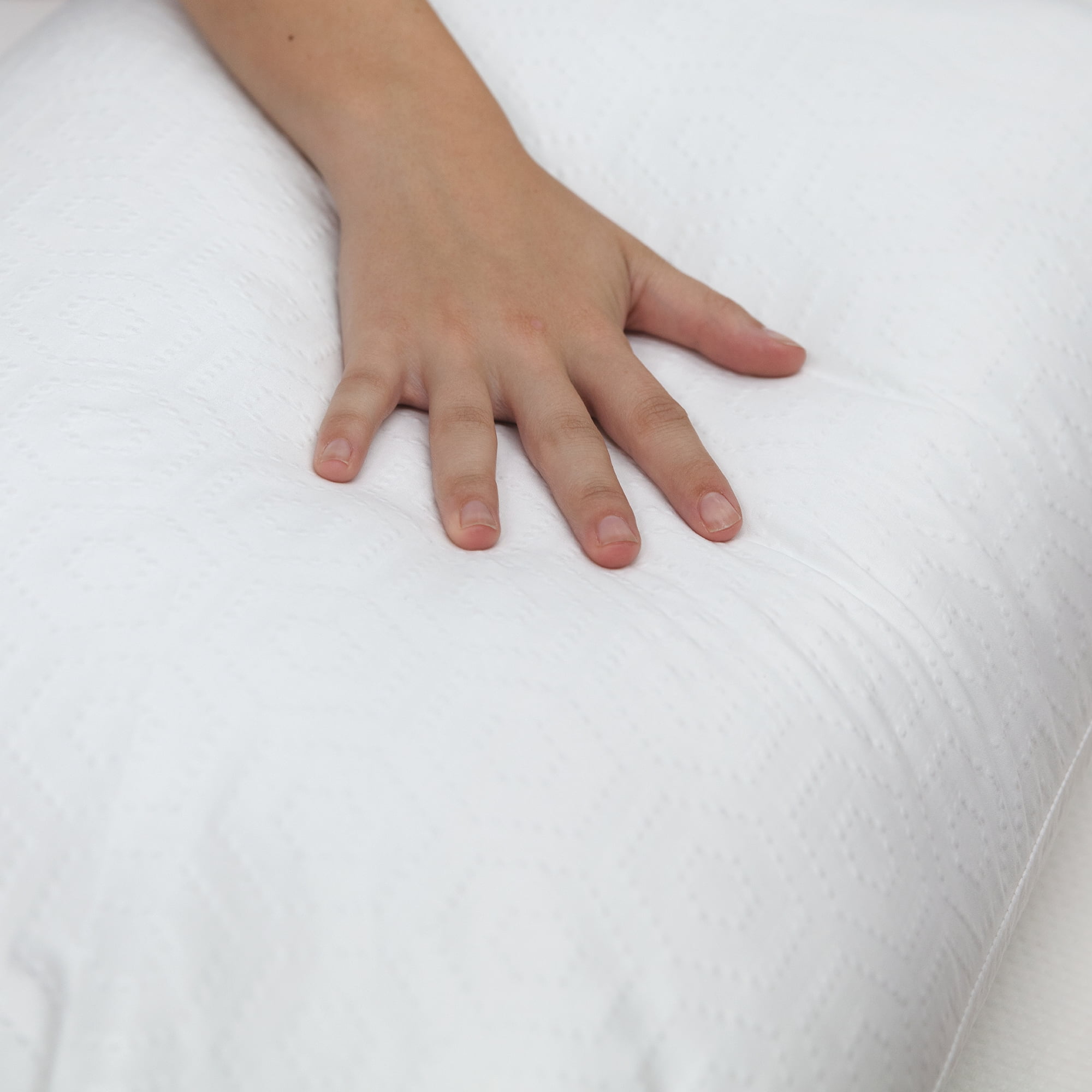 SensorPEDIC Embossed SensoSoft Jumbo Fiber Filled Bed Pillow 2
