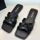 thumbnail image 1 of Sandalias de diseñador de marca de lujo para mujer, chanclas modernas planas con punta cuadrada para playa y exteriores, 2023 qym unisex, 1 of 2