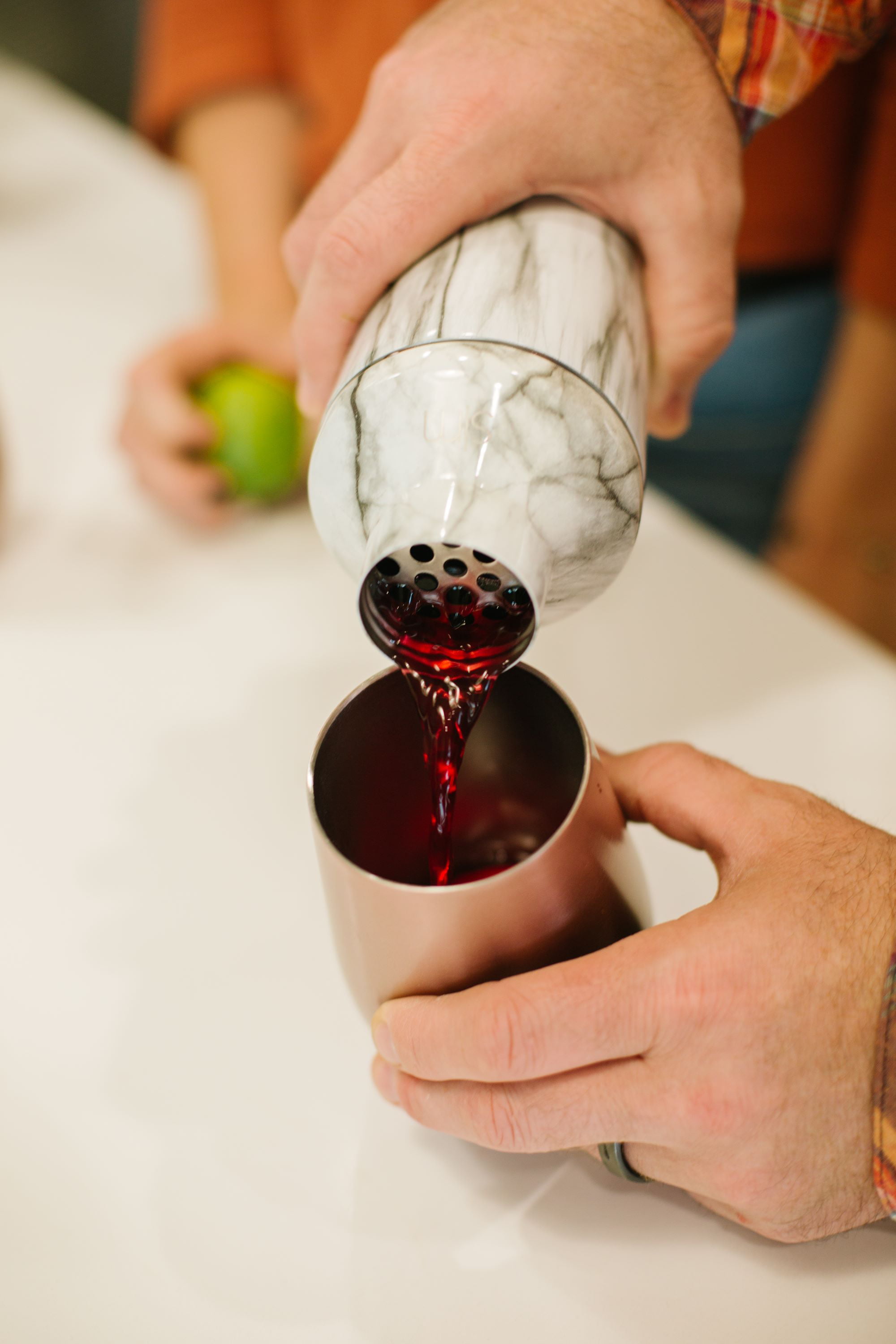 20oz Incoming Shimmer: Rose Quartz Simple Modern Classic Cocktail Shaker Wine Tumbler