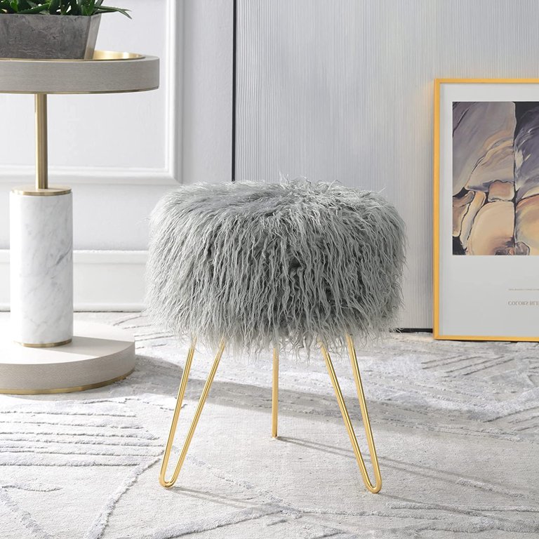 Fluffy 2024 makeup stool