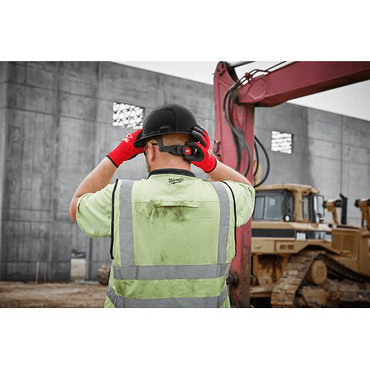 Milwaukee Tool BOLT Gray Front Brim Vented Hard Hat w/6pt Ratcheting Suspension (USA) - Type 1, Class C