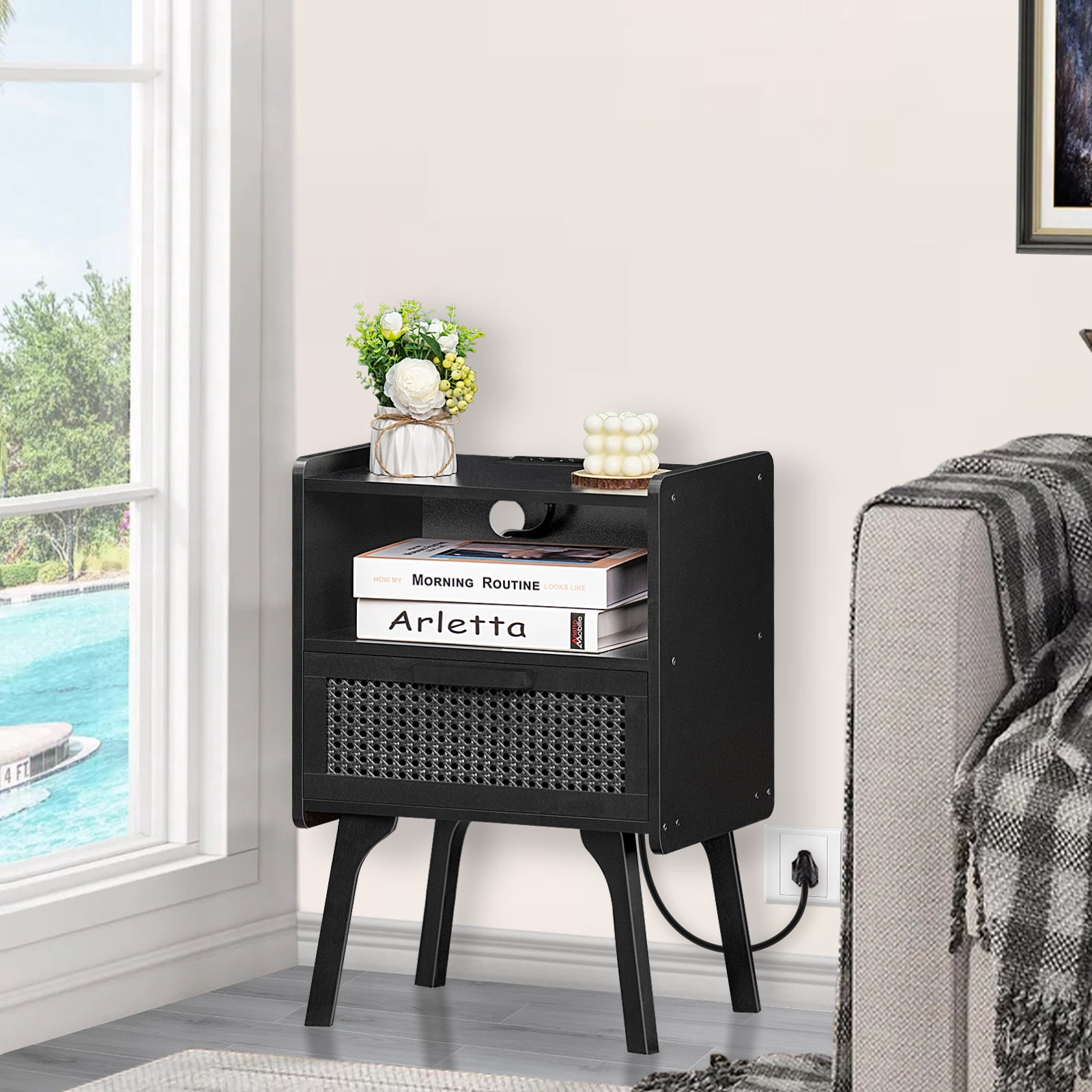 LEYAOYAO Nightstand with USB Ports, Woven Rattan Bedside Table with 1 Drawer and Lift-Up Legs, for Boho Bedroom, Black