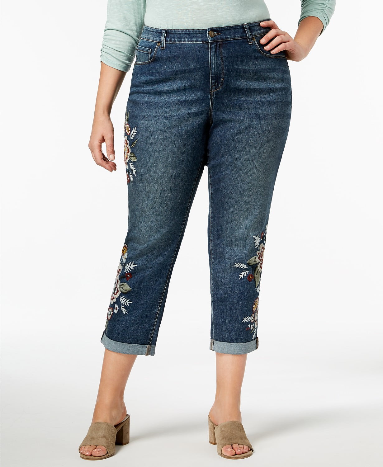 Embroidered Boyfriend Jeans 