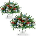 thumbnail image 4 of Arbre de Noël Extérieur de 21 Pouces avec Lumières LED Blanc Chaud, Pointes Givrées et Baies Rouges pour Décoration Festive de Porche et Jardin, 4 of 6
