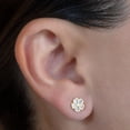thumbnail image 2 of Aretes de oro 14k GIALLO Broquel Flor espirea de oro amarillo y madre perla, 2 of 4