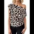 thumbnail image 1 of Blusa de Mujer con Cuello Asimétrico Estampado y Fruncido, Elegante, para Oficina y Trabajo Estampado de Leopardo S, 1 of 9
