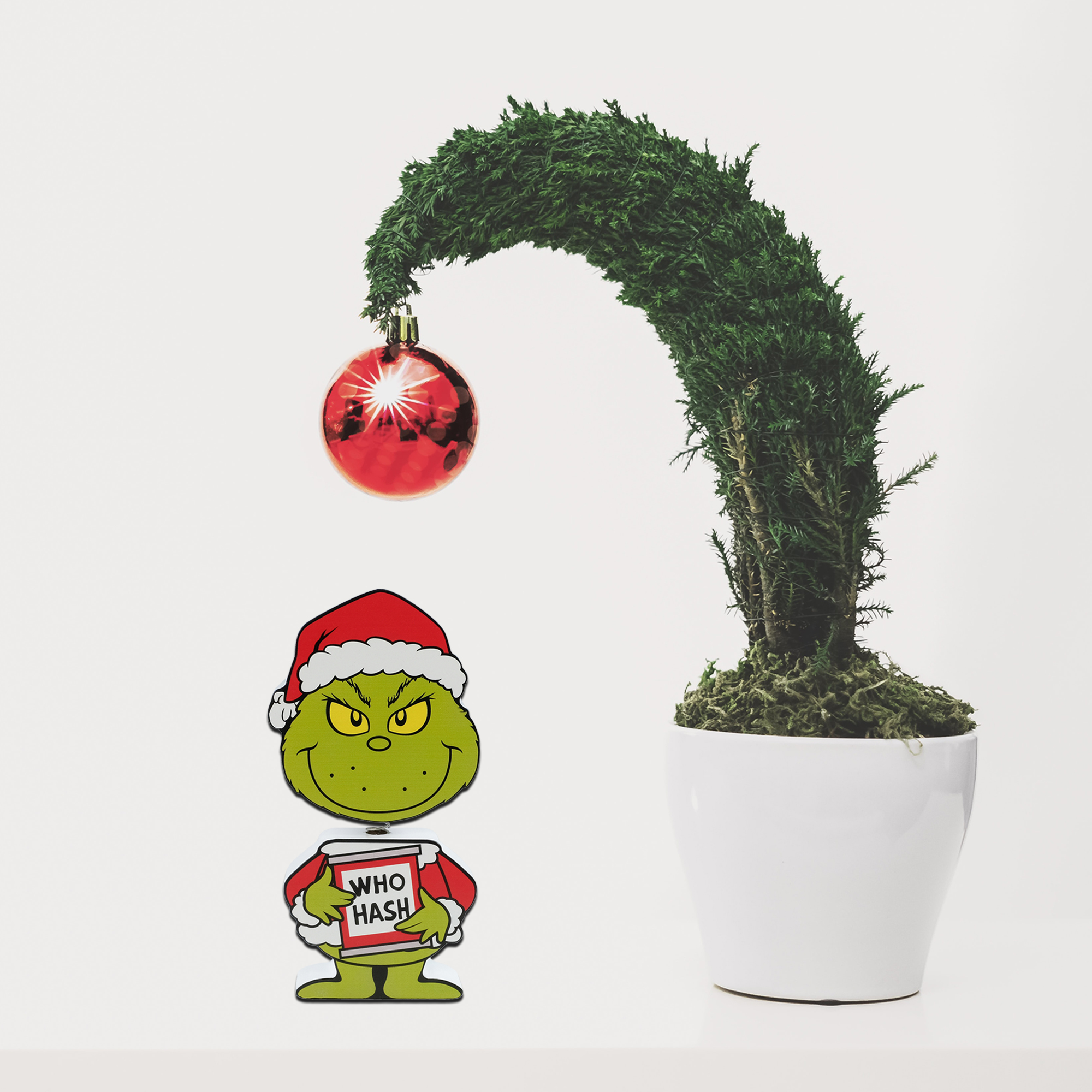 The Grinch Who Stole Christmas Grinch, Chunky Wood Bobblehead Table Top Décor, 6.5" Tall, MDF, Green, by Ruz
