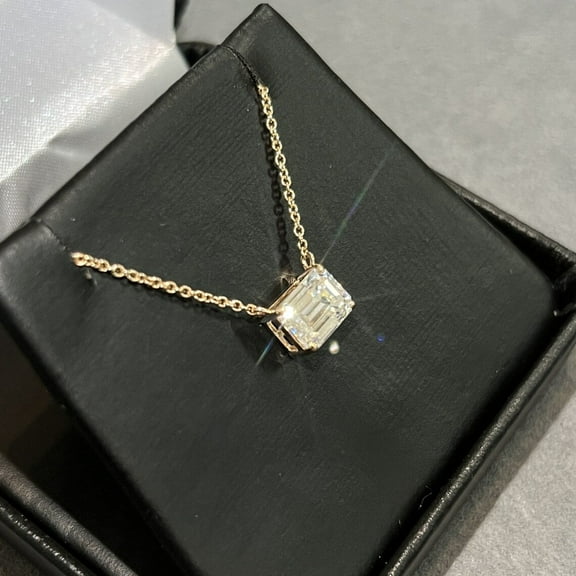 VVS1 2.00 Carat Emerald Cut Moissanite Pendant Necklace