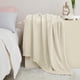thumbnail image 2 of Manta CYMULA Super Soft Twin Talla Beige 152 x 203 cm, 2 of 8