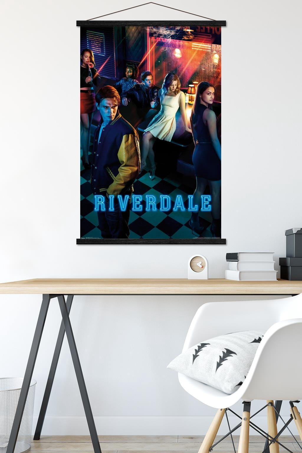 Riverdale - Key Art Wall Poster with Wooden Magnetic Frame, 22.375" x 34"