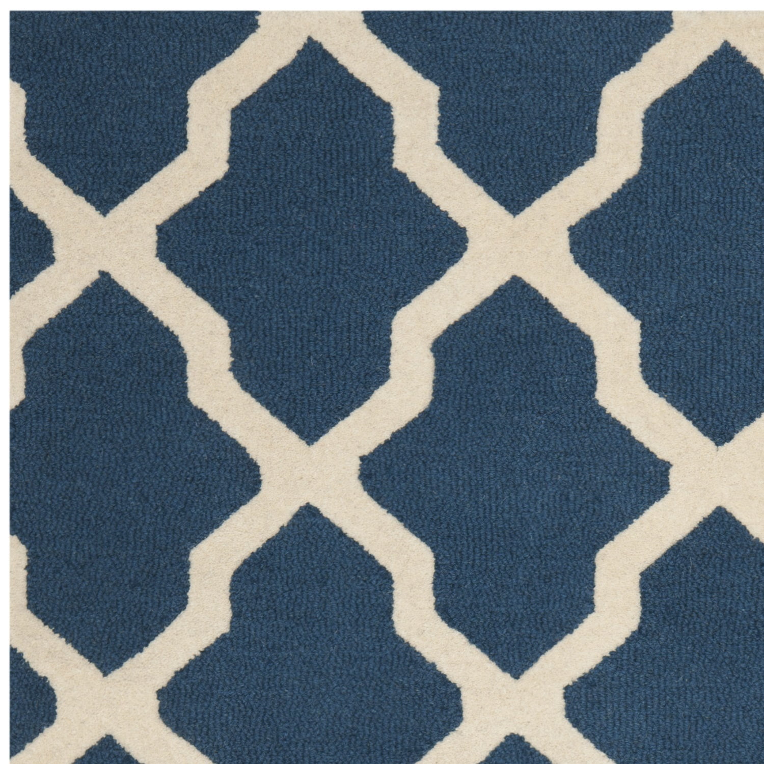 SAFAVIEH Cambridge Liam Geometric Wool Area Rug, Navy Blue/Ivory, 8' x 8' Round