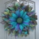 thumbnail image 5 of Guirnalda de flores de corona de plumas de pavo real para la boda de la casa Zulema Corona de pavo real, 5 of 7