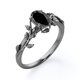 thumbnail image 4 of JeenMata Inspirado en la Naturaleza: Diamante Negro Ovalado de 1,3 Quilates Creado en Laboratorio, Anillo de Compromiso con Engaste de Cuatro Puntas, Baño de Oro Negro de 18 K sobre Plata, 4 of 6