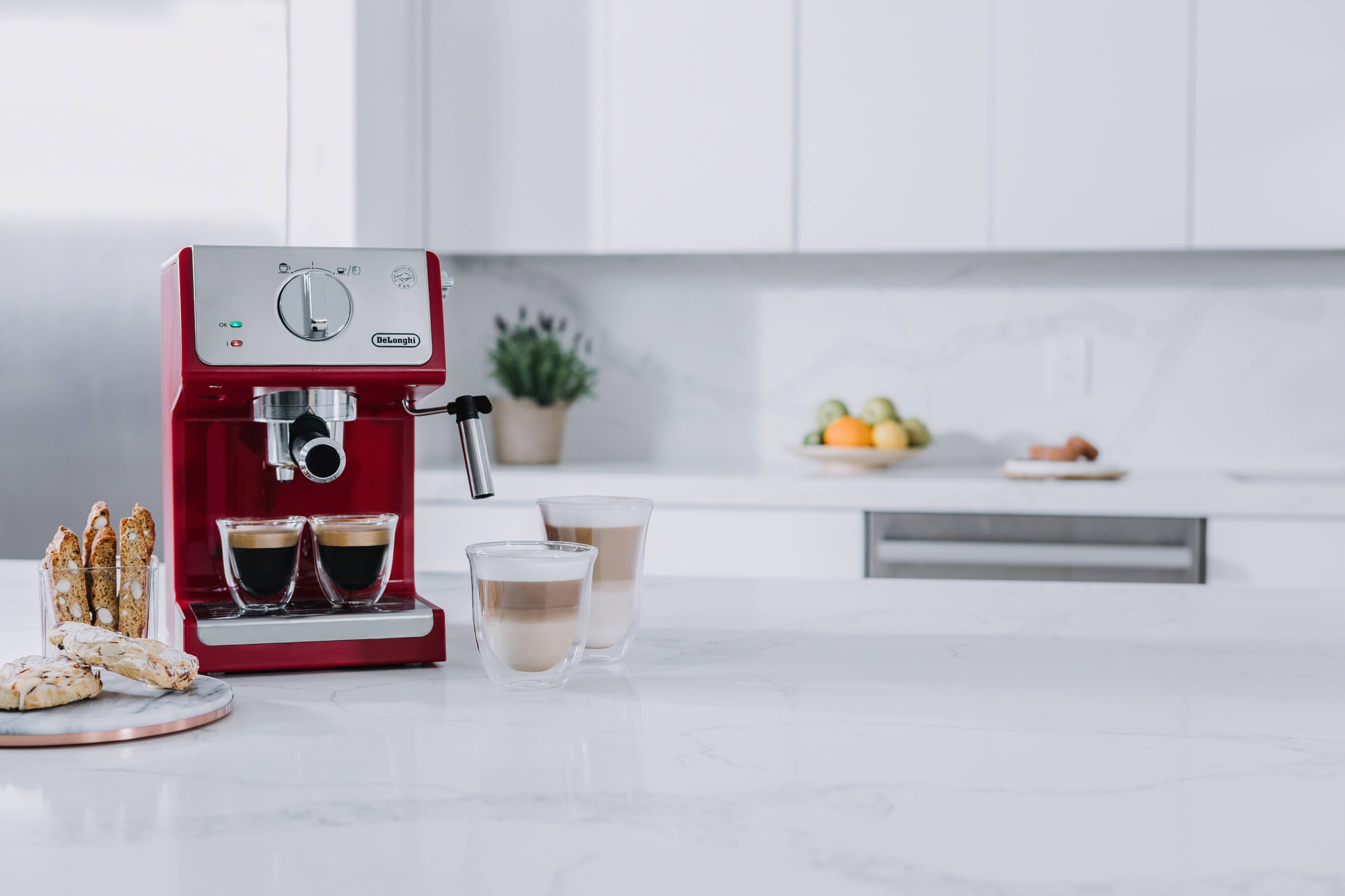 DeLonghi ECP3220 15 Bar Espresso and Cappuccino Machine with Advanced
