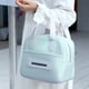 thumbnail image 5 of Bolsa de almuerzo aislada de gran capacidad | Bolsa nevera impermeable e inmanchada de poliéster beige | Almacenamiento térmico de alimentos con correa extendida | Fiambrera portátil de oficina, 5 of 5