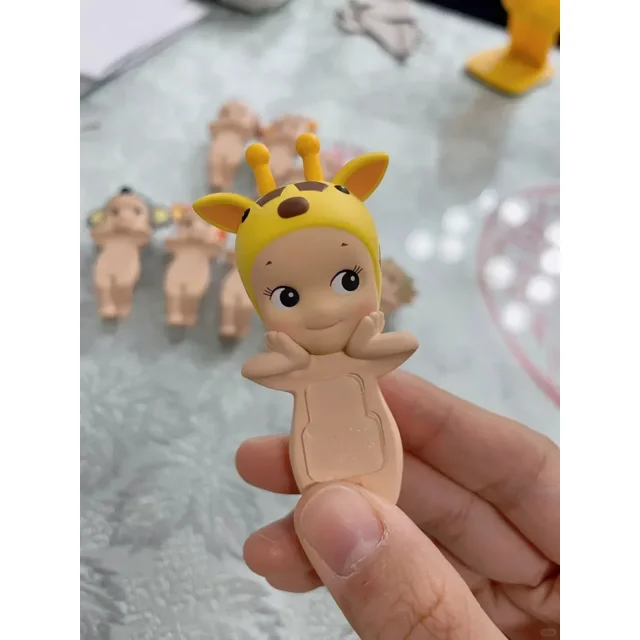 Nueva caja ciega de 10 cm de Sonny Angel, serie Angel acostado, dibujos animados Hippers, minifiguras, caja misteriosa, juguetes de regalo
