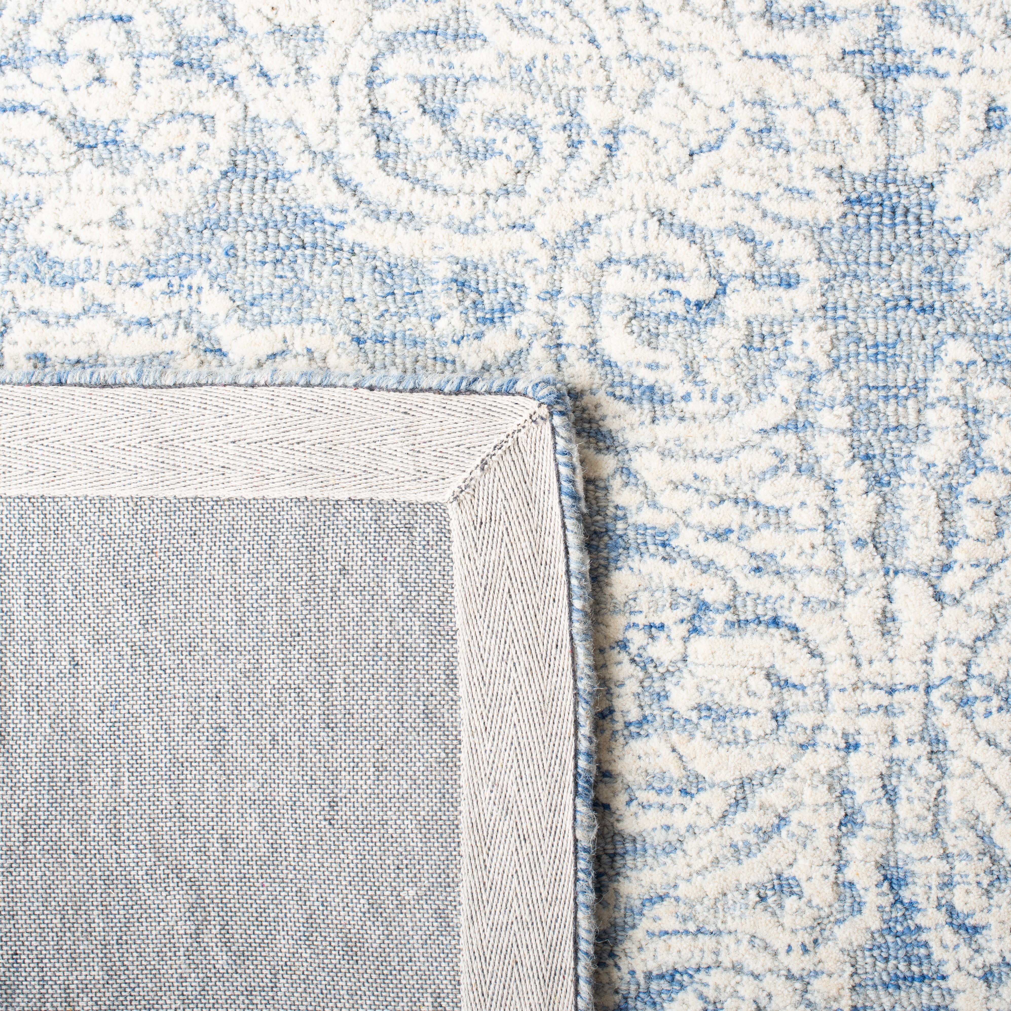 Safavieh Metro Elmer Medallion Area Rug, Blue/Ivory, 6' x 6' Square