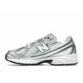 thumbnail image 2 of New Balance Men's 740v2 White Shadow Grey Navy Shoes, from StockX, 2 of 5