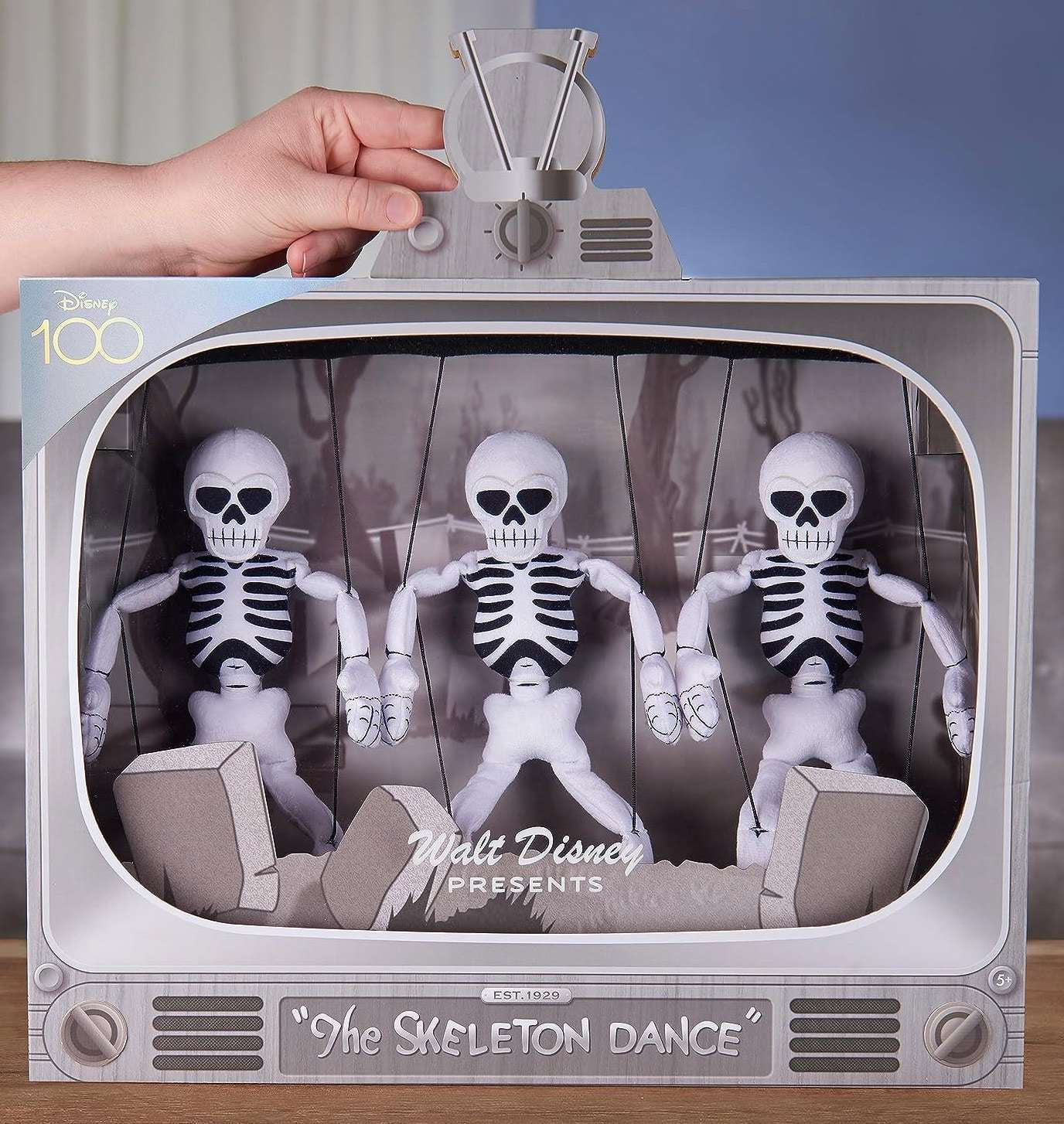 知育玩具 DWE Disney Dance! Dance! DWEブログ3歳】開始20ヶ月！Disney Dance! Dance!｜ちいくとえいご