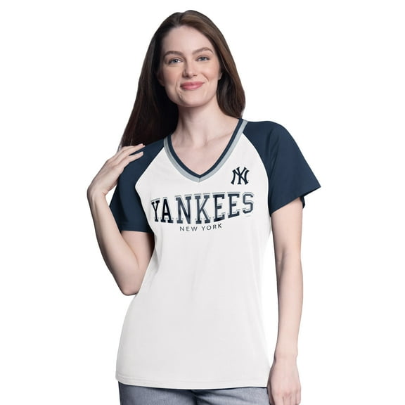Women's-G-III 4Her by Carl Banks White/Navy New York Yankees Ball Park Raglan V-Neck T-Shirt