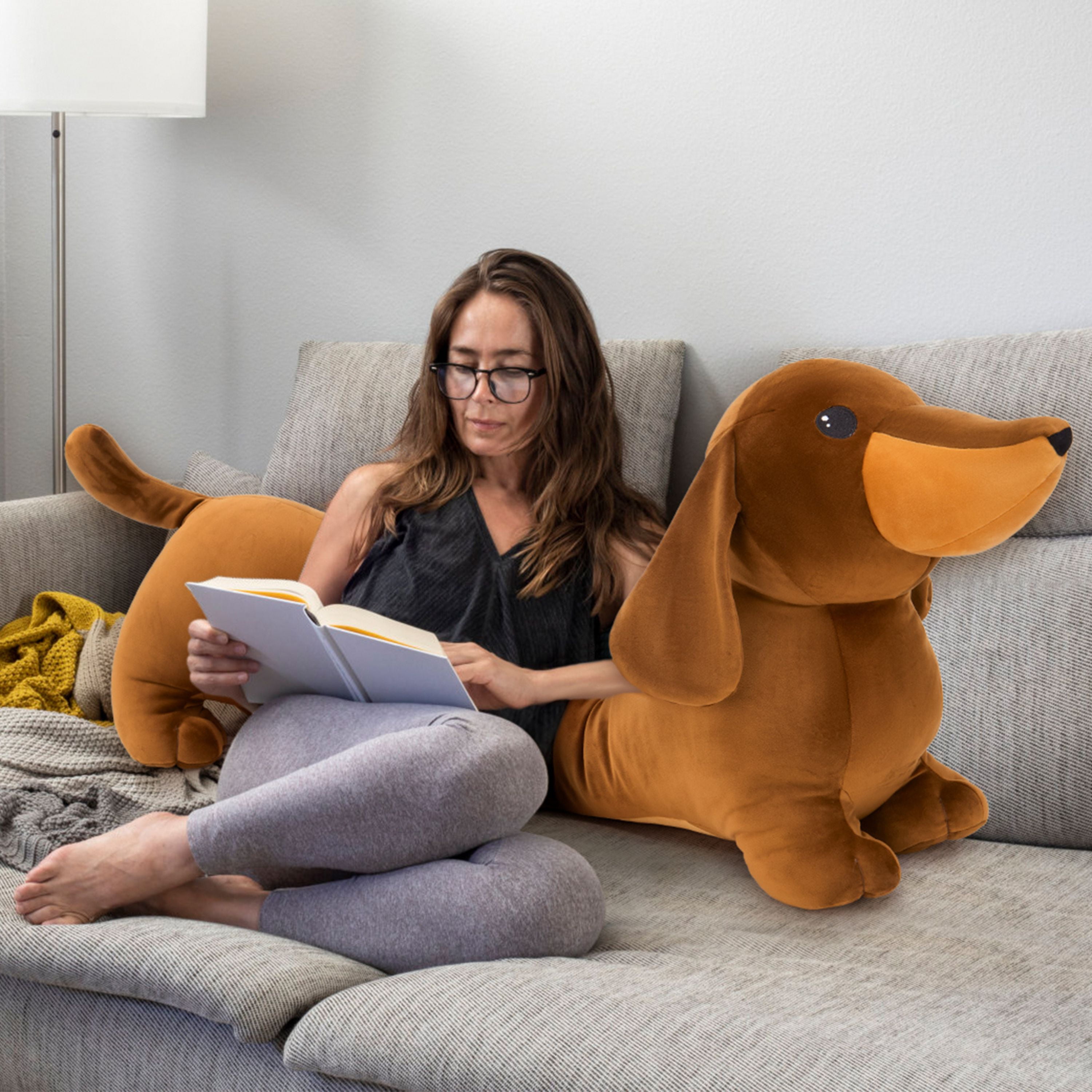Tezituor 43.3'' Dachshund Dog Stuffed Animal Giant Weiner Dog Body Pillow Plush Toy