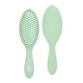 thumbnail image 1 of Cepillo para el cabello, Wet Brush Go, con infusión de aceite de árbol de té verde, 1 of 8