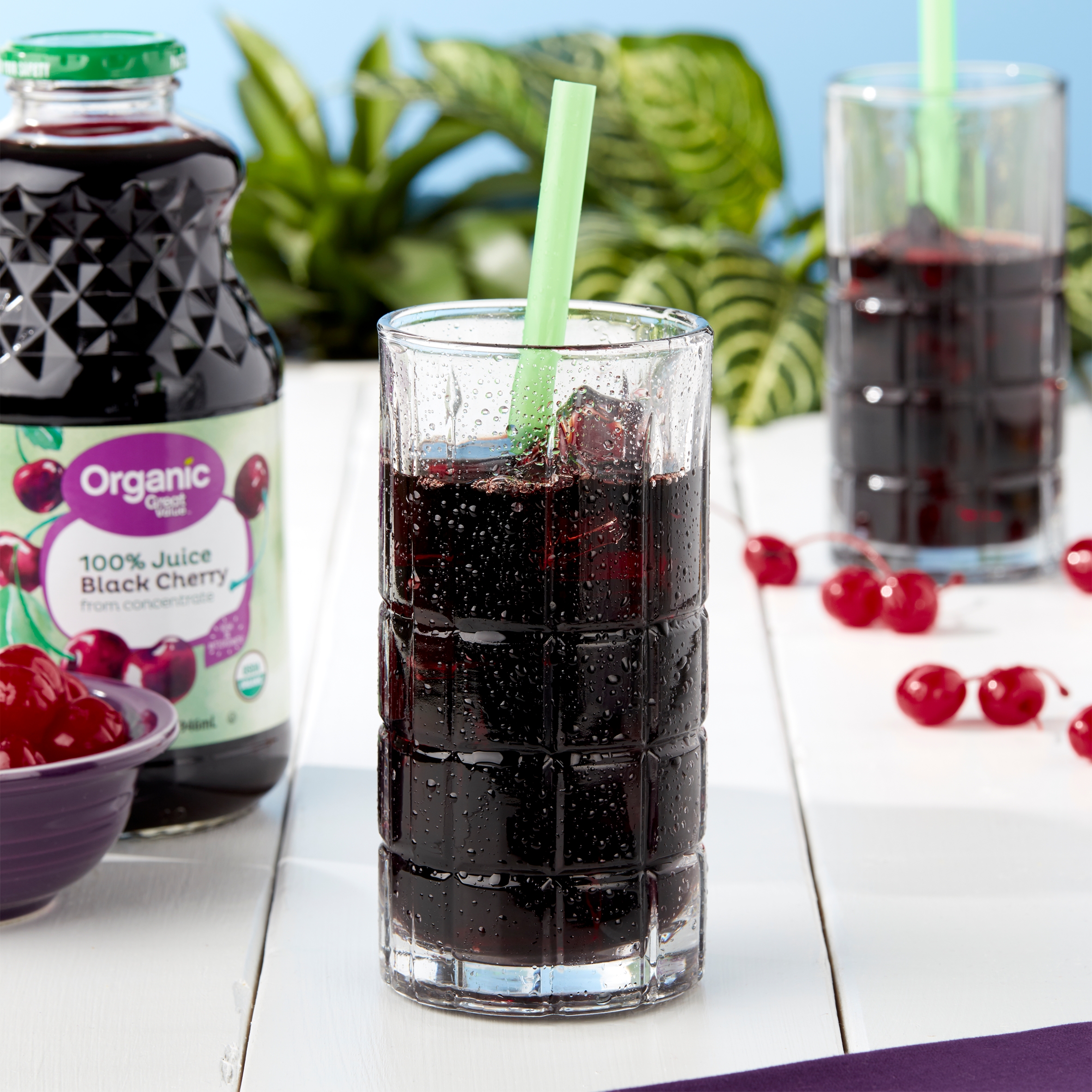 Great Value Organic Black Cherry 100% Juice, 32 fl oz