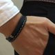 thumbnail image 4 of Brazalete de acero inoxidable Hugo Negro 8,27 pulgadas, 4 of 10