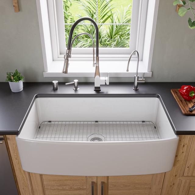 White Smooth Curved Apron 36" x 20" Single Bowl Fireclay Farm Sink with Grid